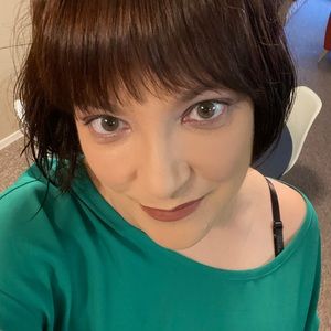 Meet your Posher, Gabrielle